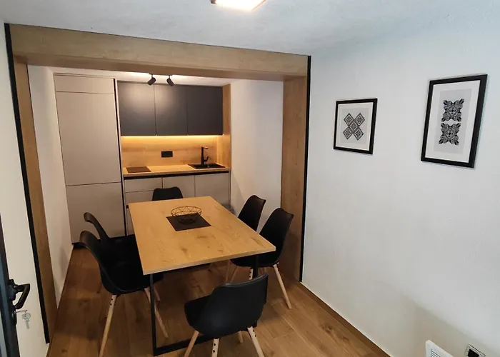 Villa Vikendica Natasa *